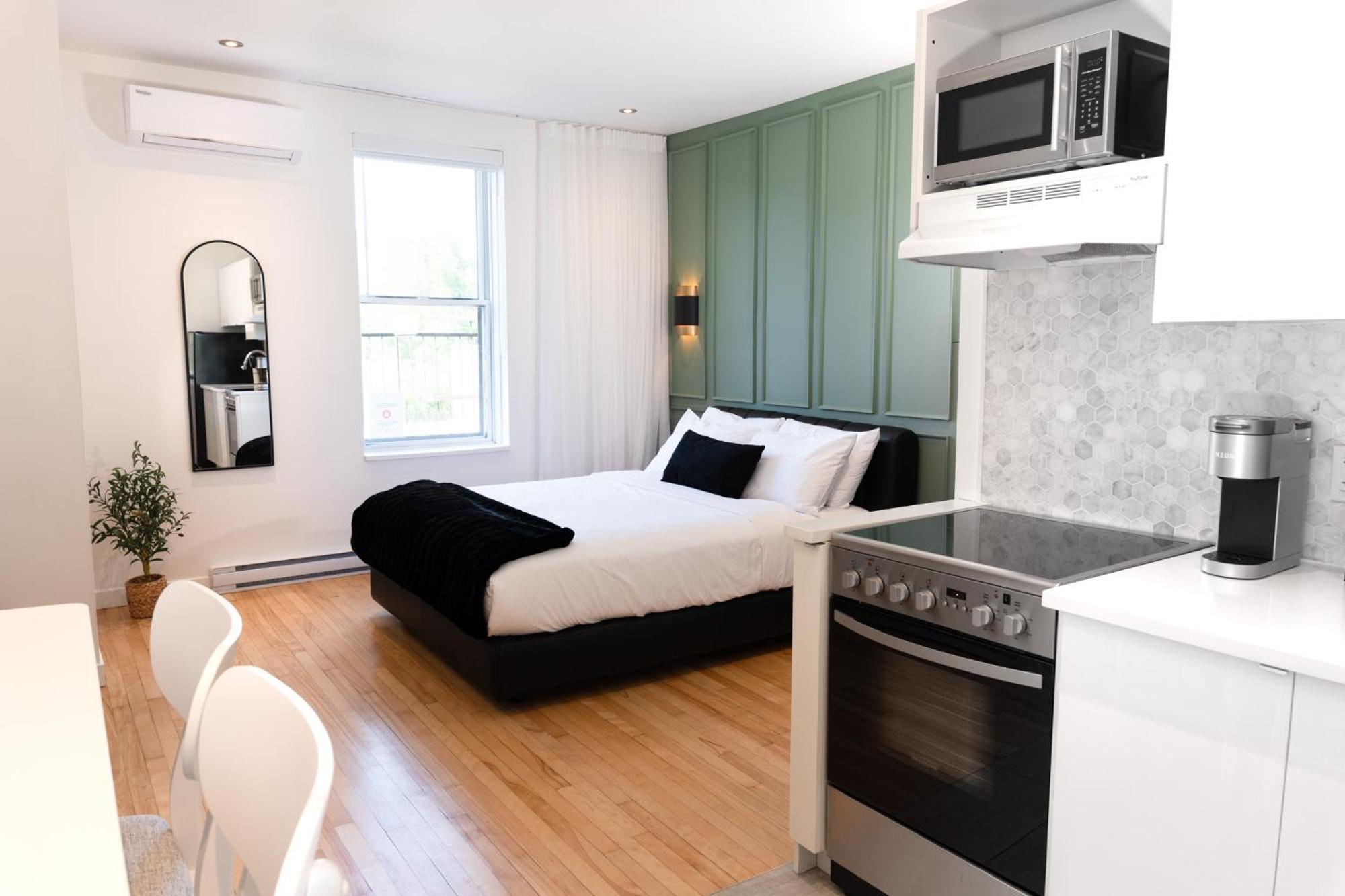 Appartement #11 - Upscale - Self Check In - Plateau - St-denis - Ac - Tv *