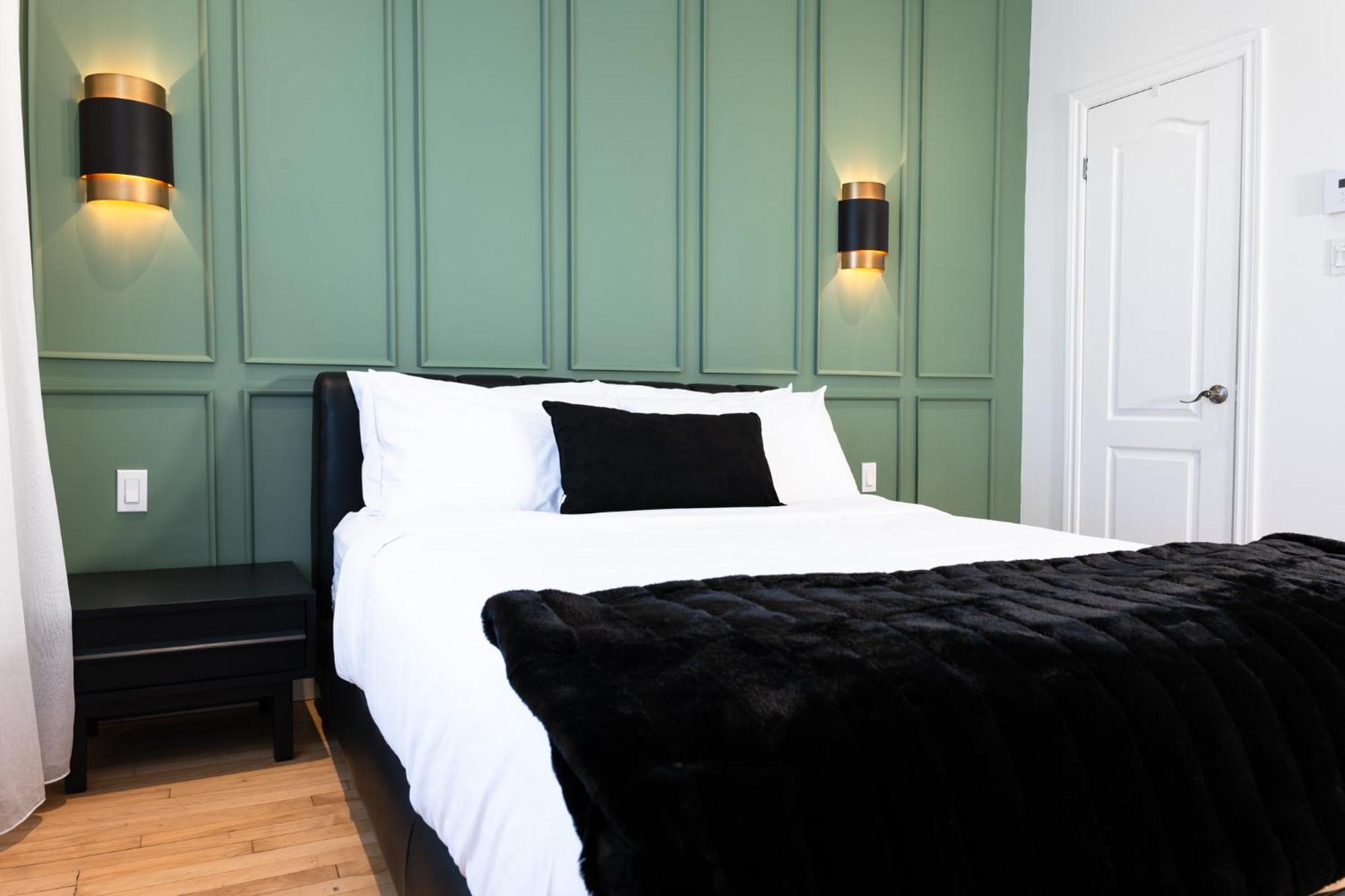 Appartement #11 - Upscale - Self Check In - Plateau - St-denis - Ac - Tv